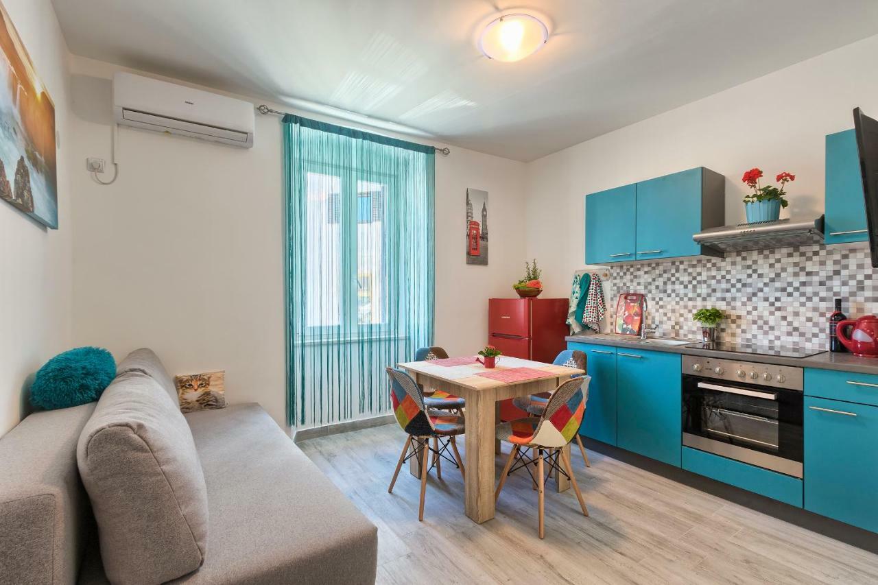 Apartment Amfiteatar Moris بولا المظهر الخارجي الصورة
