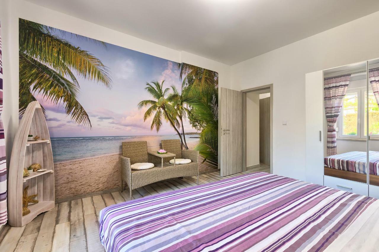 Apartment Amfiteatar Moris بولا المظهر الخارجي الصورة