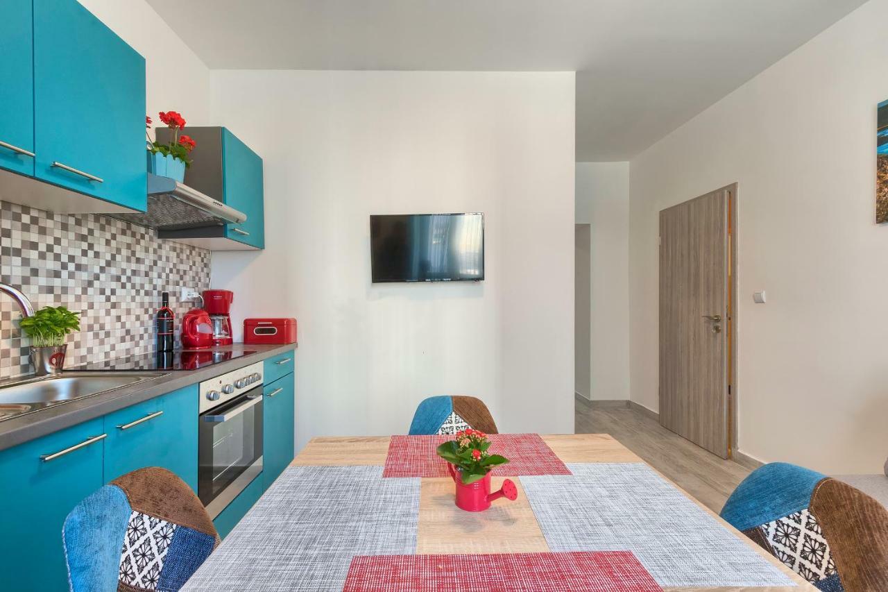 Apartment Amfiteatar Moris بولا المظهر الخارجي الصورة