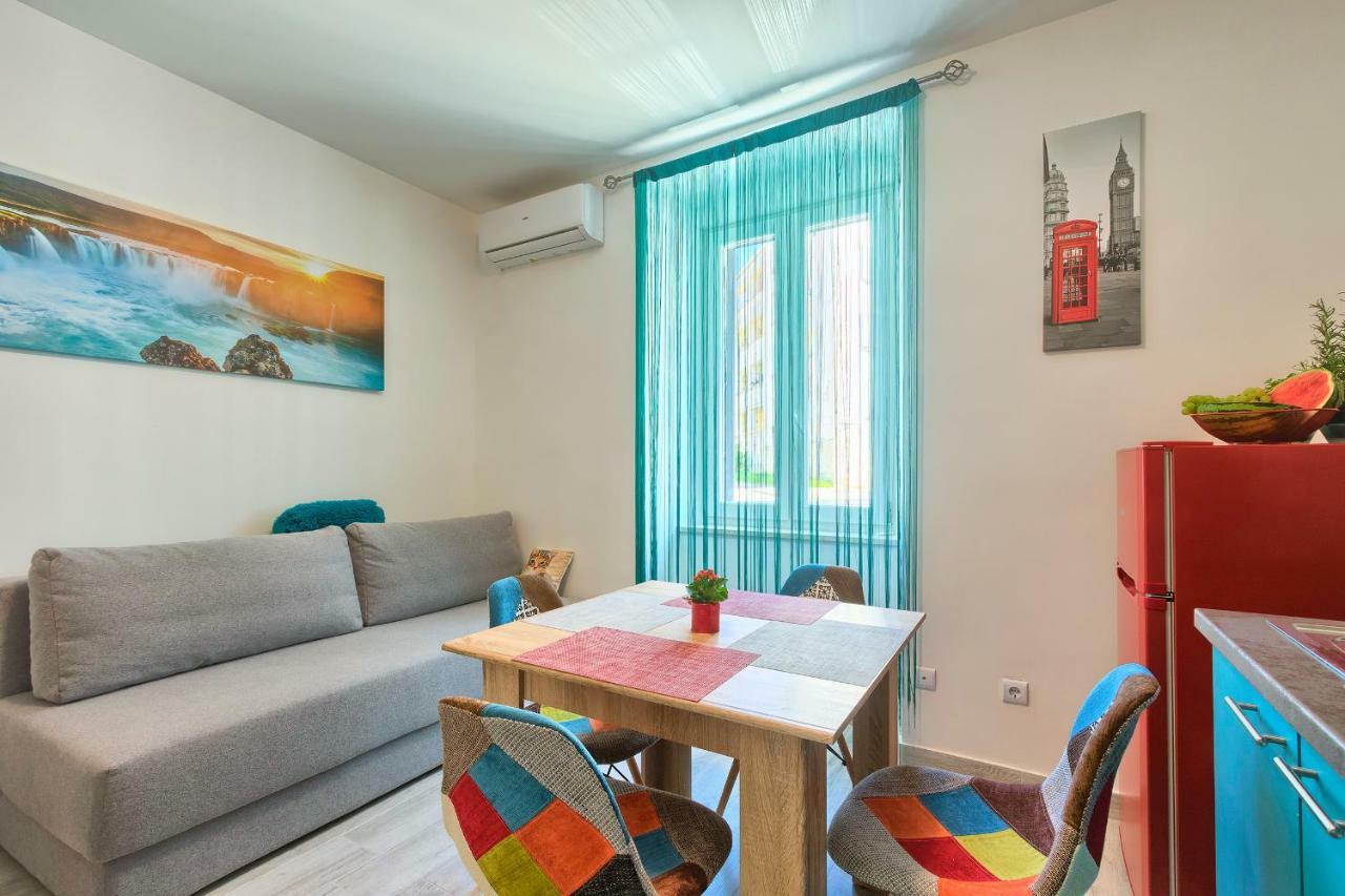 Apartment Amfiteatar Moris بولا المظهر الخارجي الصورة